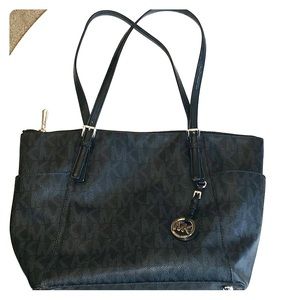 Michael Kors Jet Set Large Tote - Black leather